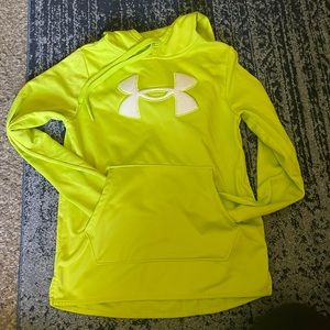 Under armor women’s hoodie size small